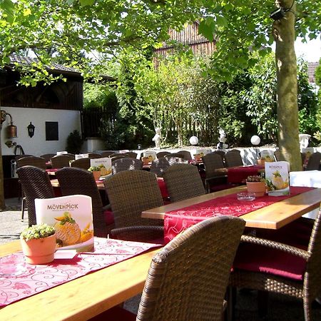 Hotel Krone Rielasingen-Worblingen ภายนอก รูปภาพ