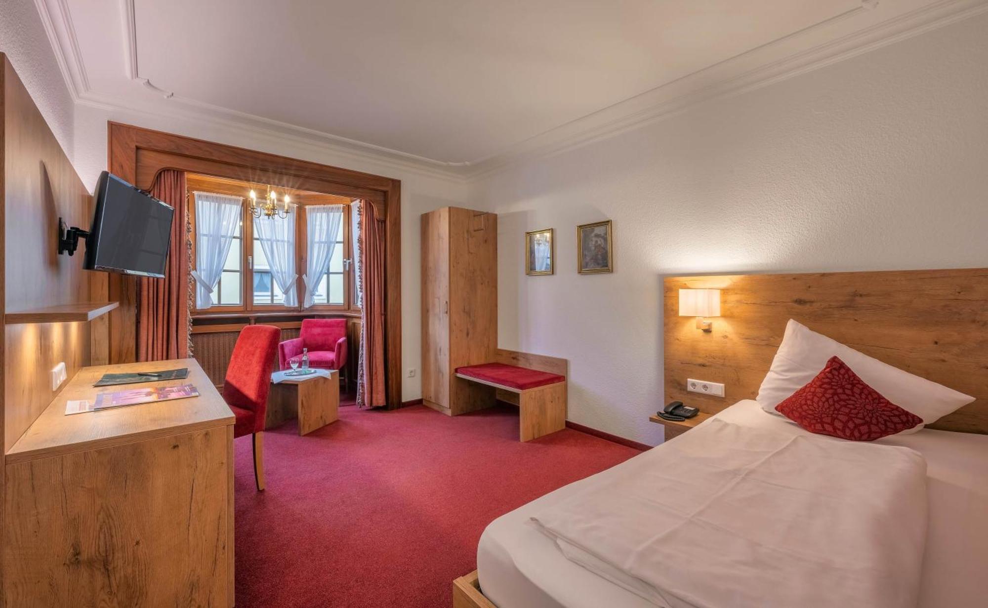 Hotel Krone Rielasingen-Worblingen ภายนอก รูปภาพ