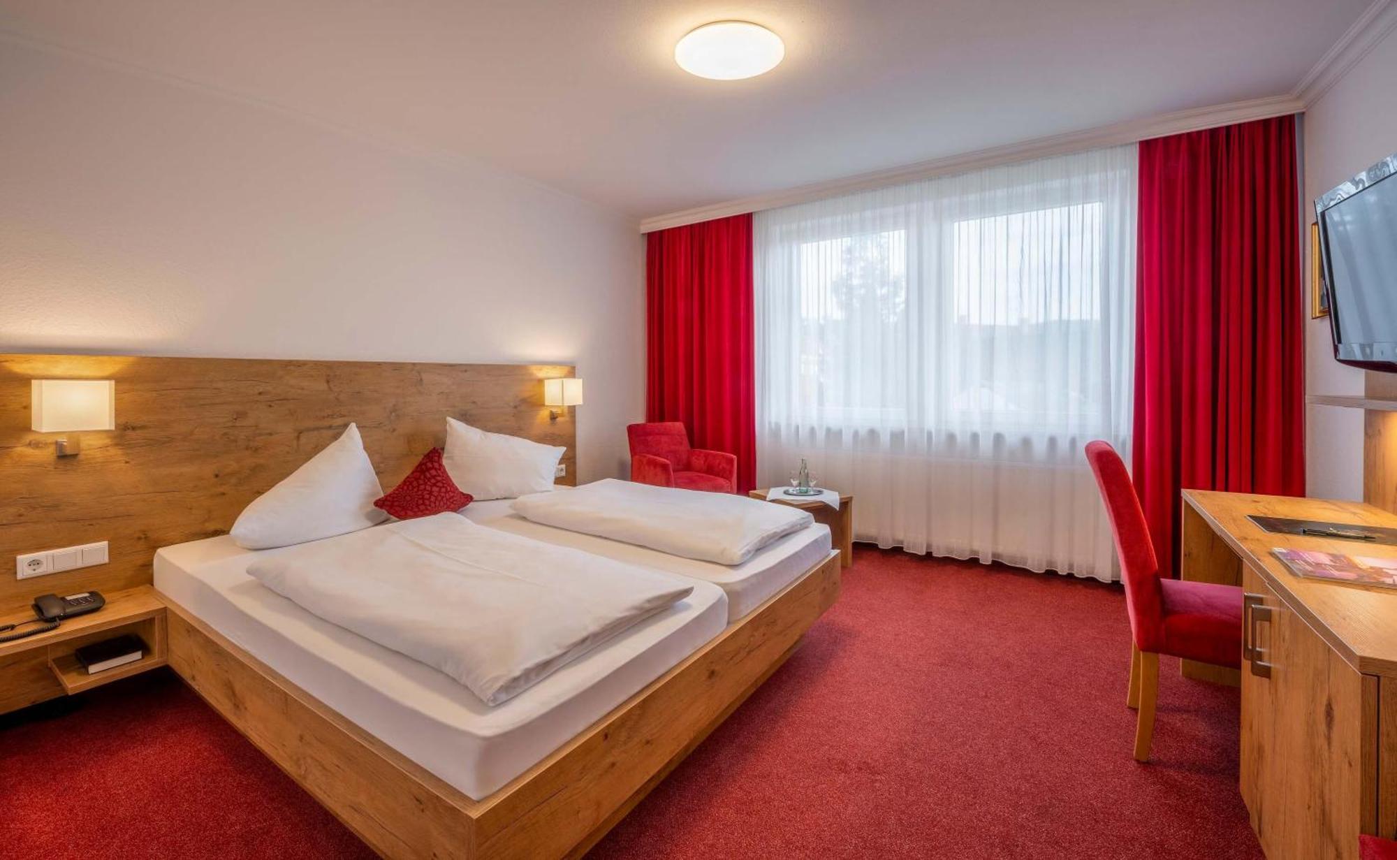 Hotel Krone Rielasingen-Worblingen ภายนอก รูปภาพ