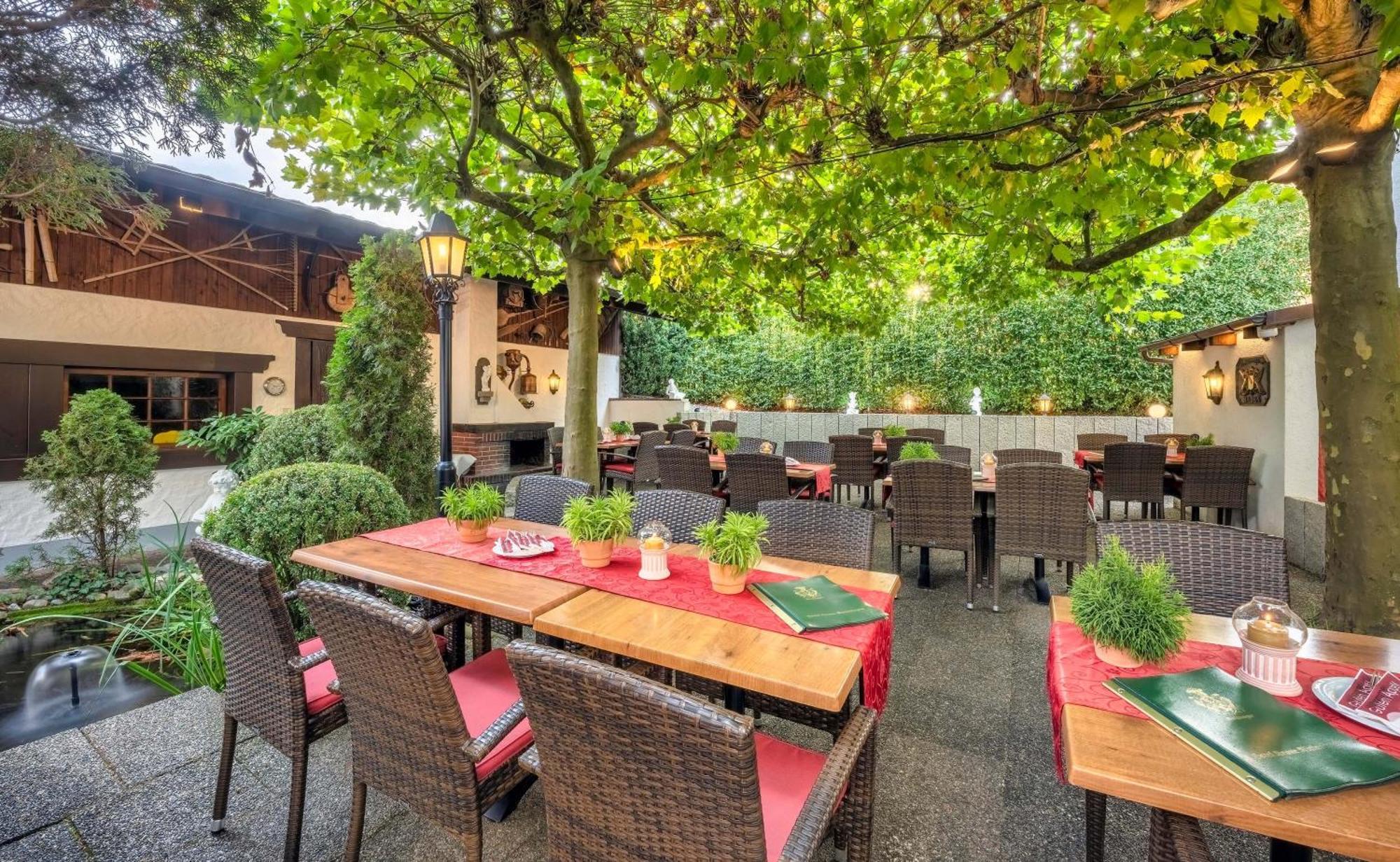 Hotel Krone Rielasingen-Worblingen ภายนอก รูปภาพ