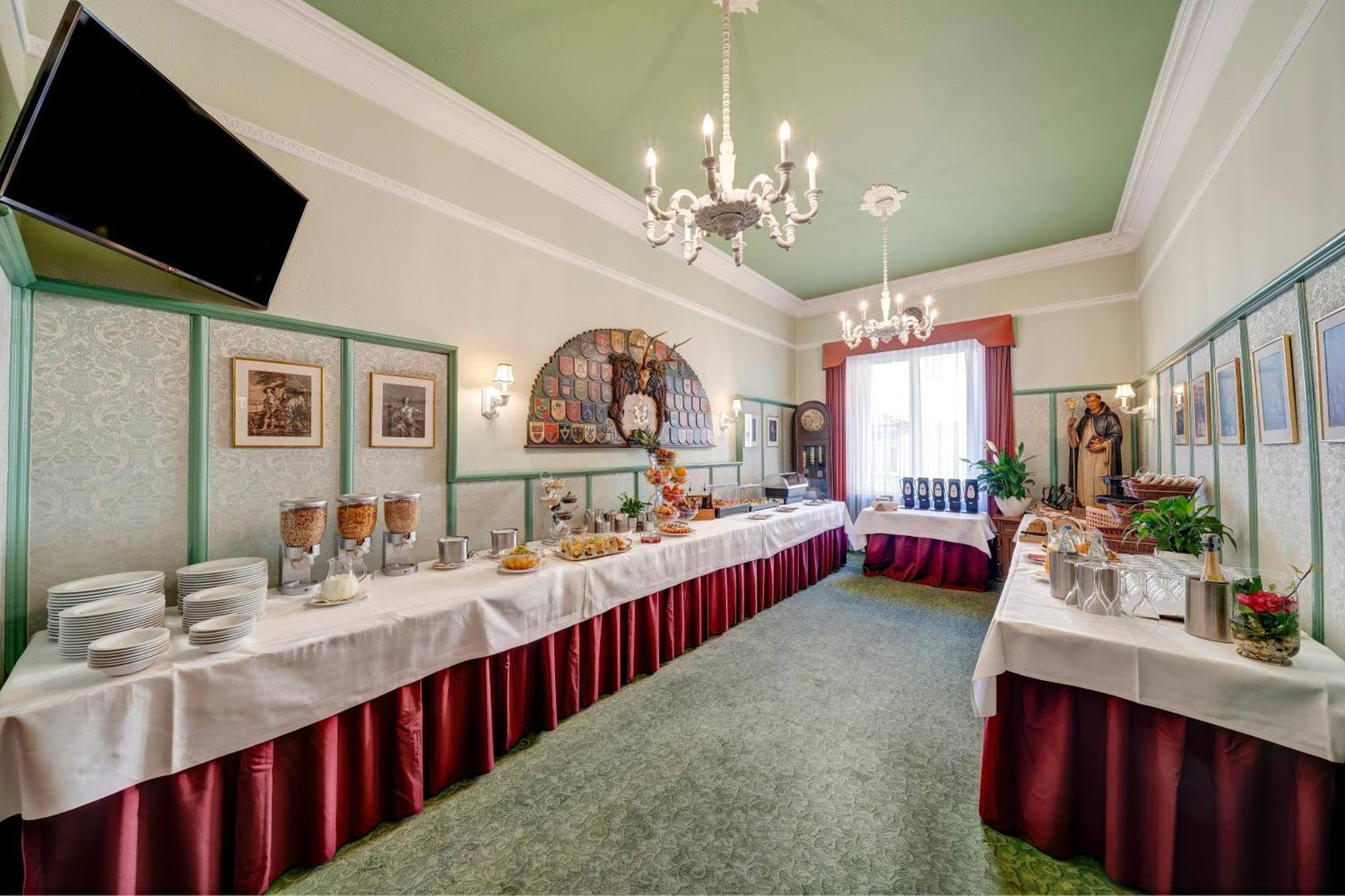 Hotel Krone Rielasingen-Worblingen ภายนอก รูปภาพ