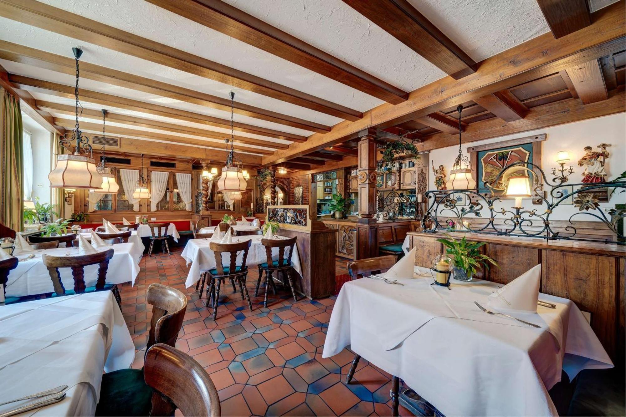 Hotel Krone Rielasingen-Worblingen ภายนอก รูปภาพ