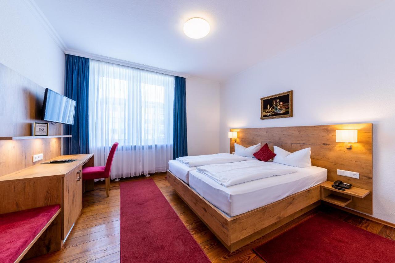 Hotel Krone Rielasingen-Worblingen ภายนอก รูปภาพ
