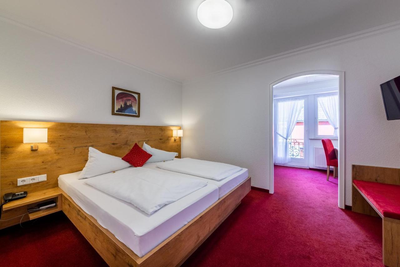 Hotel Krone Rielasingen-Worblingen ภายนอก รูปภาพ