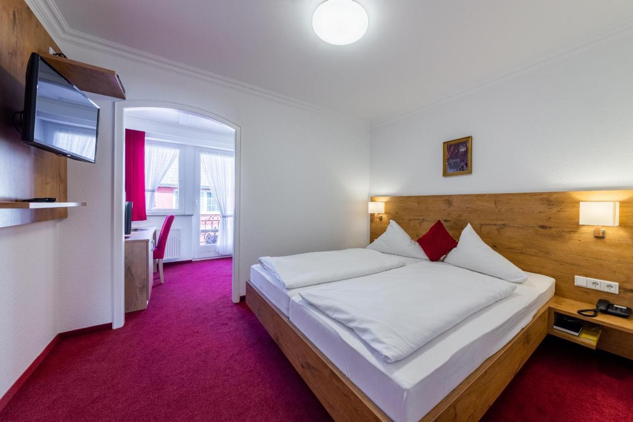 Hotel Krone Rielasingen-Worblingen ภายนอก รูปภาพ