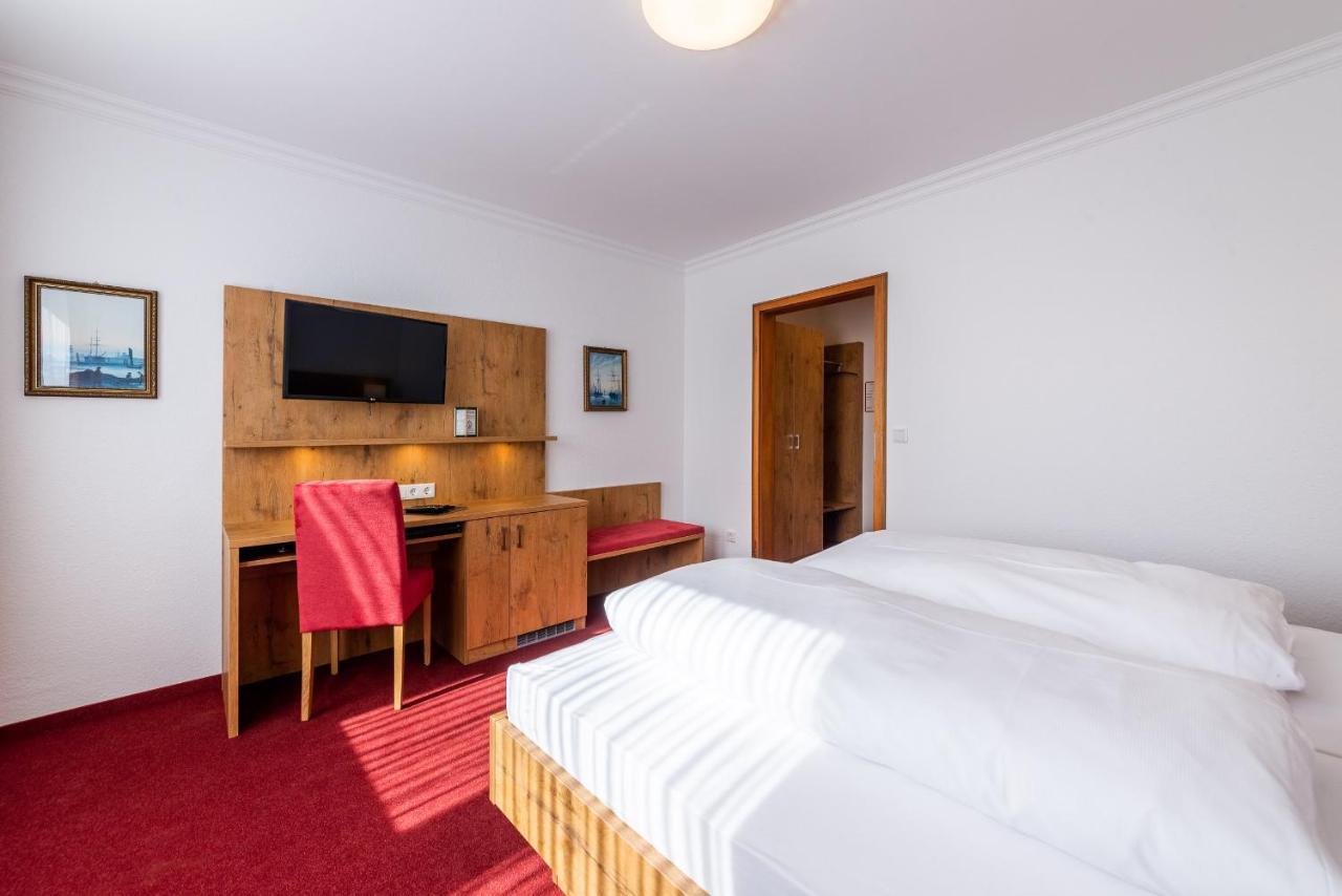 Hotel Krone Rielasingen-Worblingen ภายนอก รูปภาพ